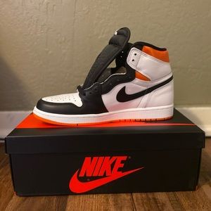 Jordan 1 High OG “Electro Orange”